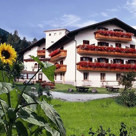 Hotel Brückenwirt - Al Ponte Montagna Exterior foto