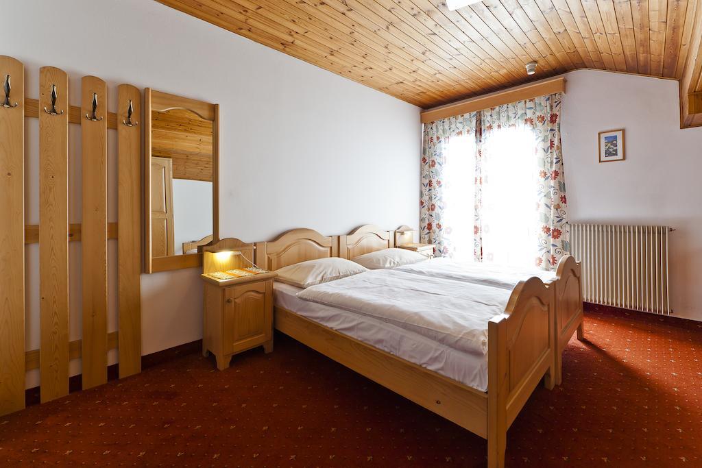 Hotel Brückenwirt - Al Ponte Montagna Habitación foto